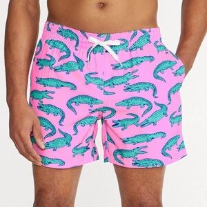 Chubbies Pink and Green Alligator the Glades Swim Trunks 5.5” inseam Size XL